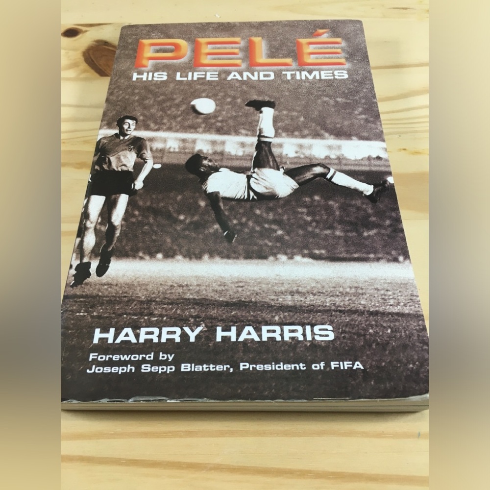 Pelé: His Life and Times by Harry Harris (2003, Paperback) Fútbol Soccer Mundial